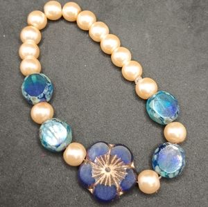 DELETING SOON! nwot handmade blue peach glass bead bracelet